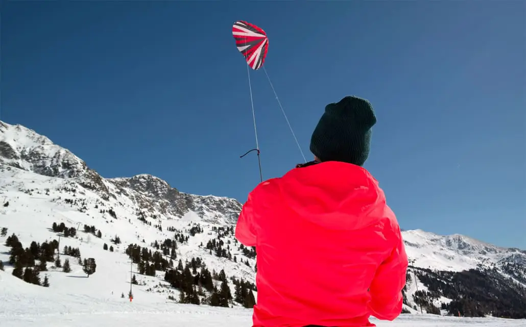 Snowkiten bei der Kitschule Hang on!
