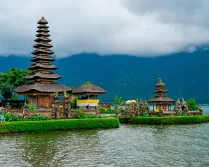 Ubud Ausflug Tipp: Pura Ulun Danu Bratan bei Ubud