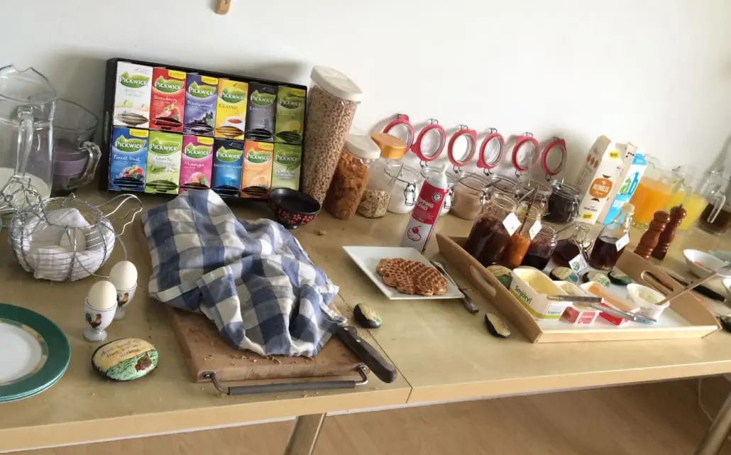 Frühstück in der Jugendherberge in Vík