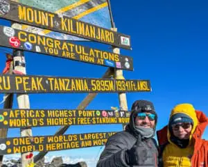Uhuru Peak höchster Punkt Kilimandscharo in Tansania