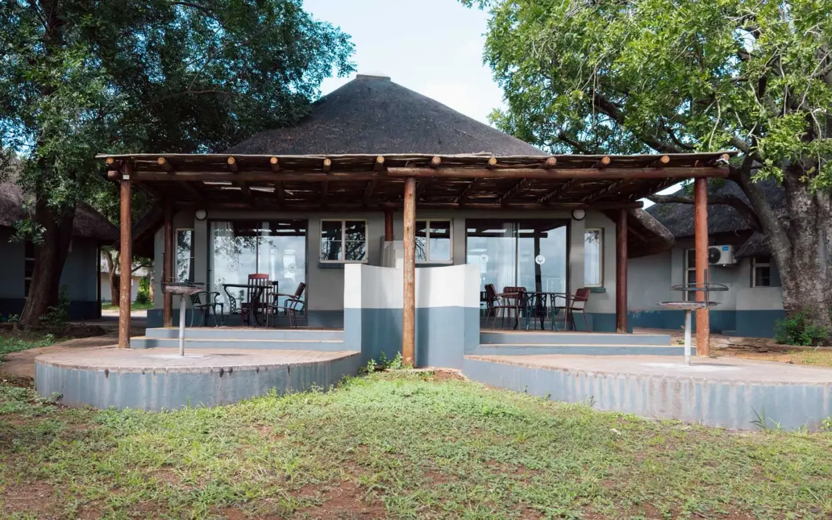 Unterkunft bei SanParks in Südafrika im Kruger Nationalpark kannst du mit American Express Kreditkarten bezahlen