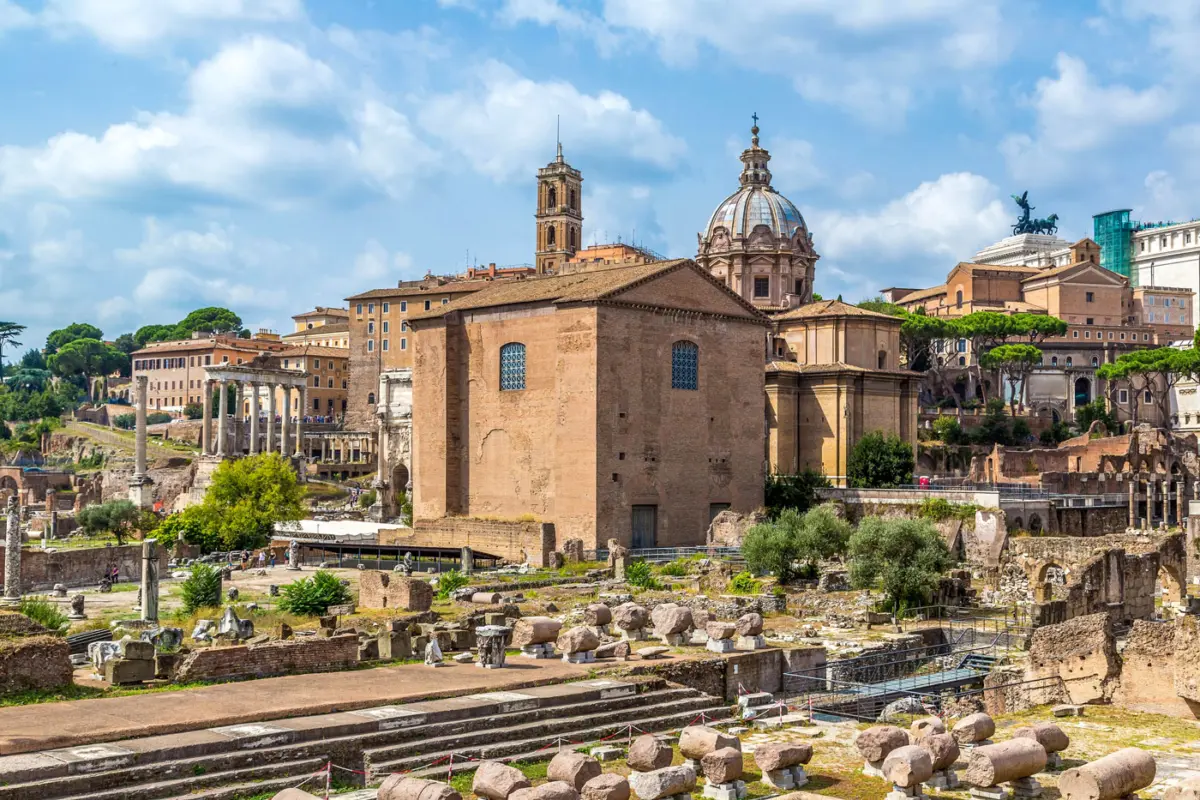 Curia Julia im Forum Romanum in Rom