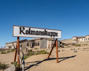 Kolmannskuppe in Namibia bei Lüderitz besuchen - meine Tipps und Highlights