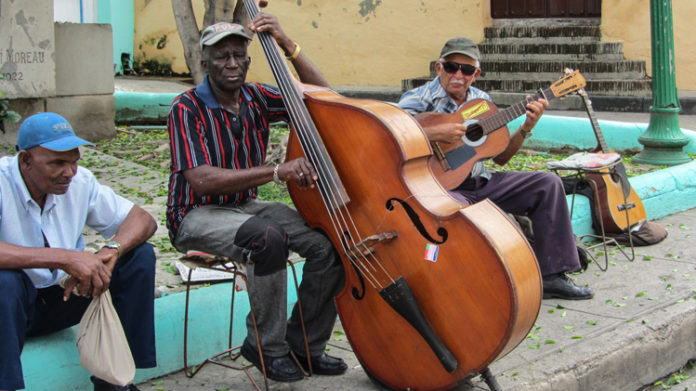 Straßenmusiker Santiago de Cuba Straßenmusiker Santiago de Cuba