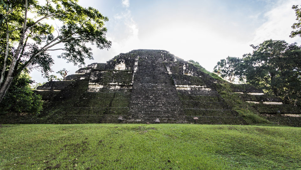 Tikal_Temple2