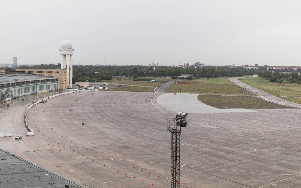 Berlin Insider Tipps Flughafen Tempelhof Dach