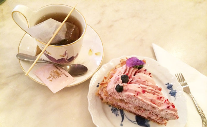 cake-royal-smushi-cafe-kopenhagen cake-royal-smushi-cafe-kopenhagen