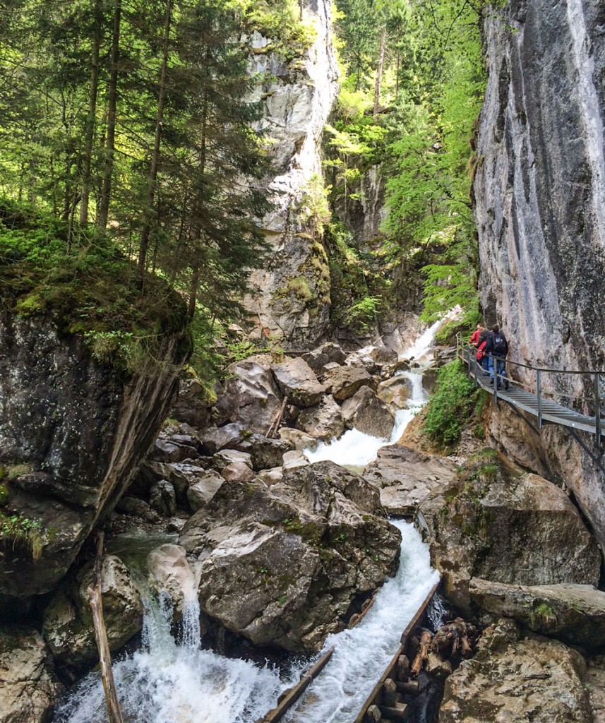 Wandern im Allgäu: Pöllatschlucht mit eisernem Steg