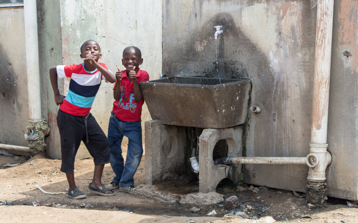 Lachende Kinder In Soweto