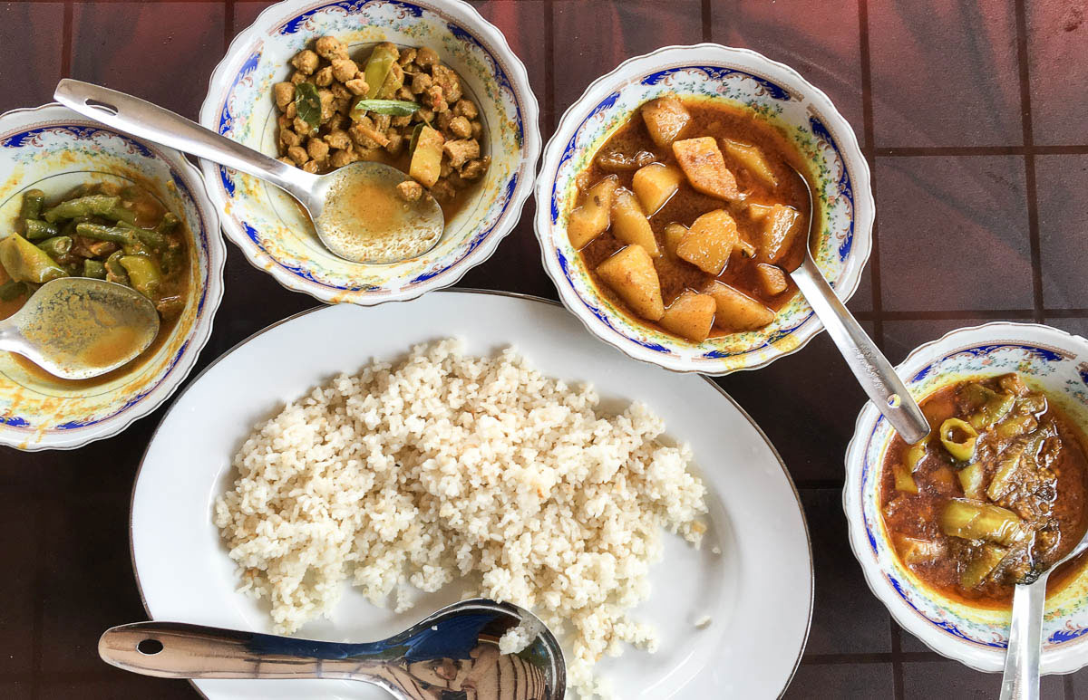 Reis mit Curry Sri Lanka