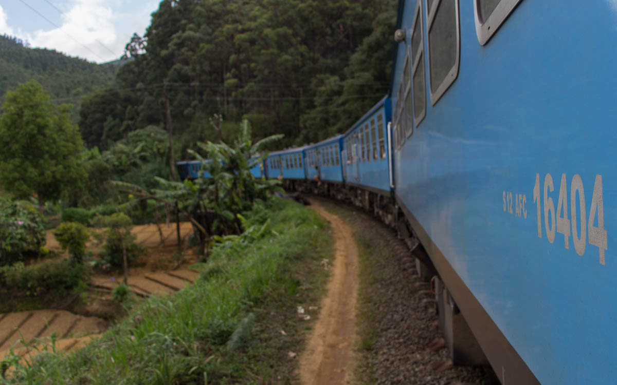 Zug fahren in Sri Lanka
