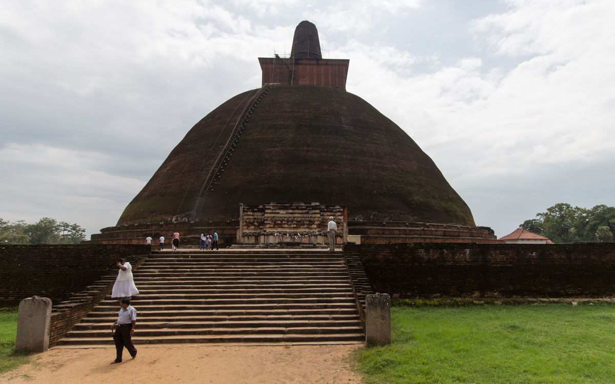 Meine Highlights in Sri Lanka - die Vielfalt macht's aus 61 Jetavanarama Dagoba