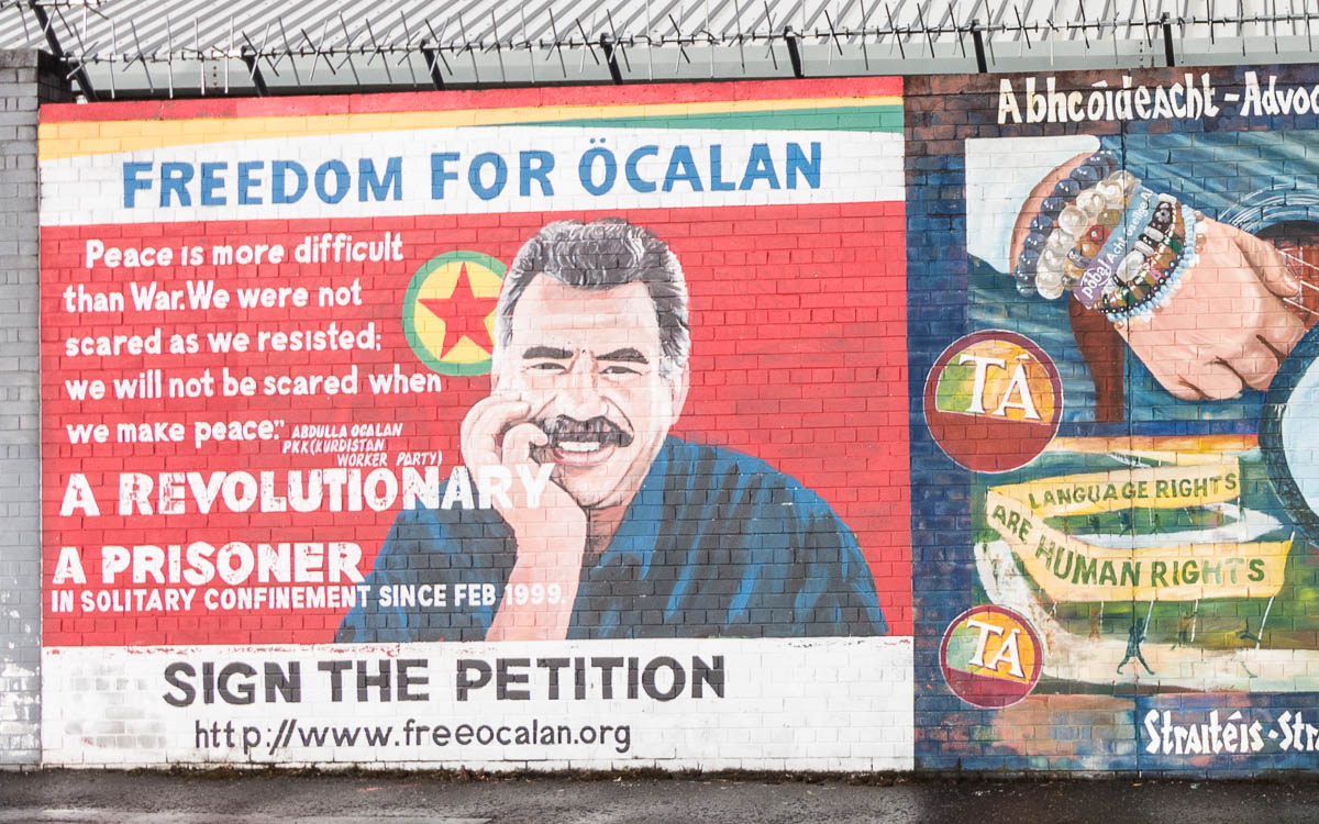 Belfast Sehenswürdigkeiten Politische Murals PKK