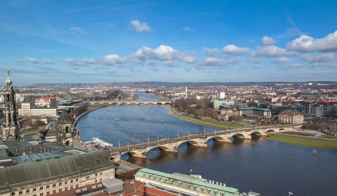 Aussicht auf die Elbe in Dresden Aussicht auf die Elbe in Dresden