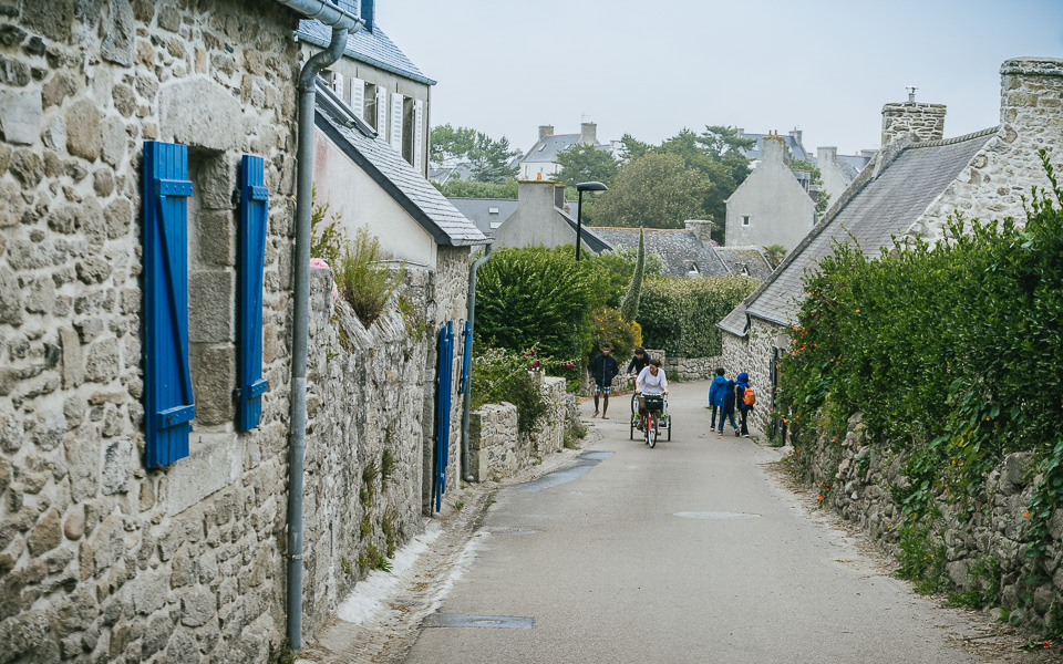 Reisebericht: Bretagne Rundreise entlang der Küste im Norden 72 ile-de-batz-gassen