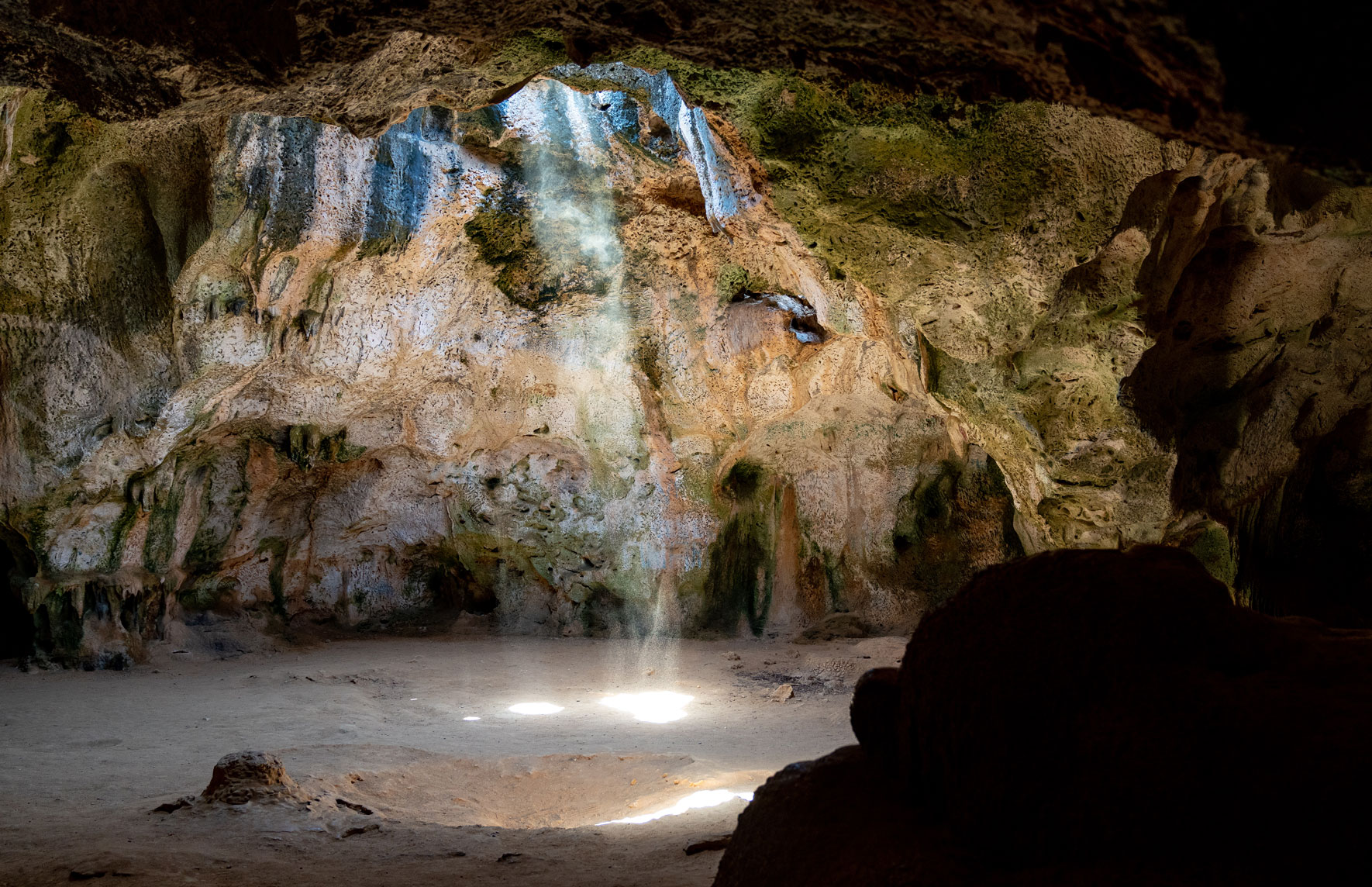 Guadirikiri Cave Aruba