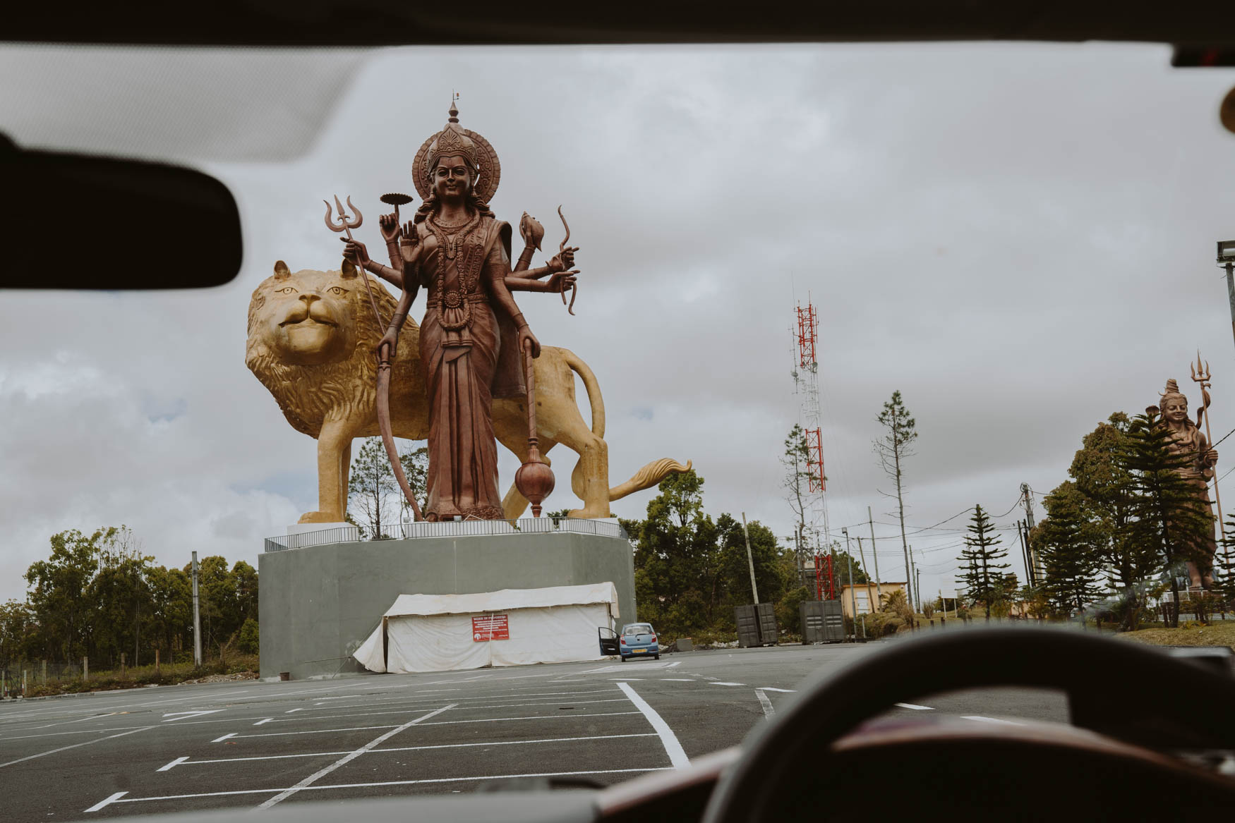 Reisebericht: Mauritius Tipps – Einblicke ins Paradies 45 Durga Statue Mauritius
