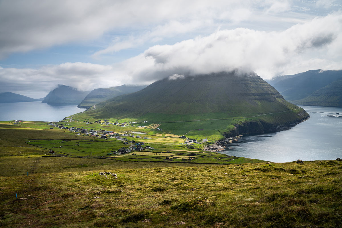 Wandern auf den Färöer Inseln: Viðareiði Wanderung Enniberg