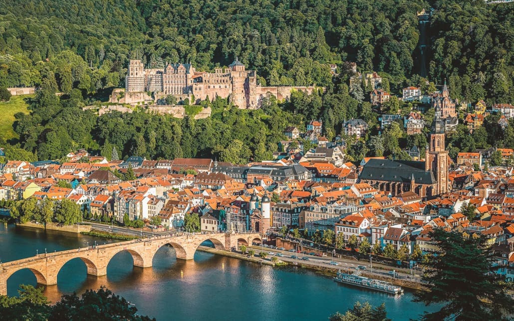 Blick auf das Heidelberger Schloss und die Altstadt vom Philosophenweg