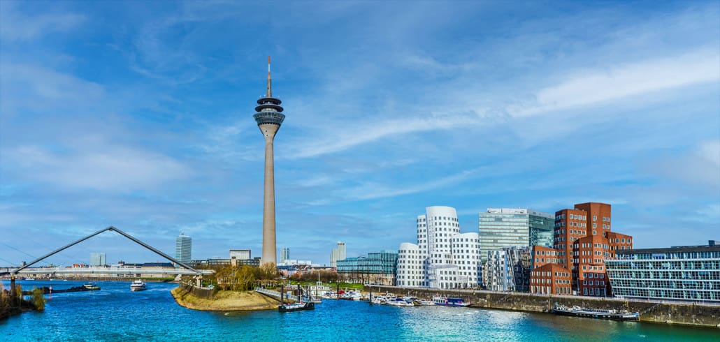 Düsseldorf Rheinpromenade NRW