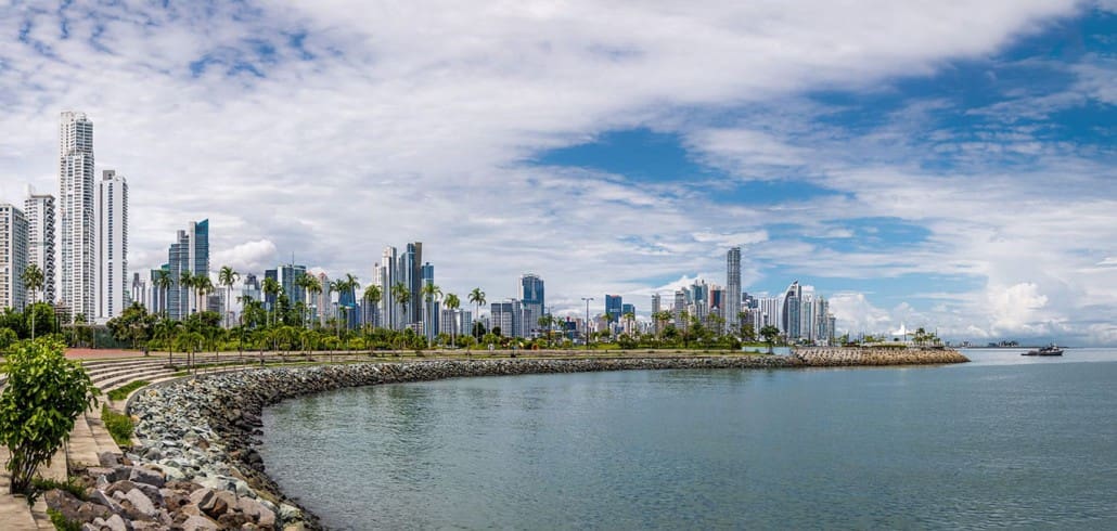 Panama Reisetipps Skyline Panama City mit Hochhäusern