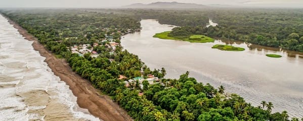 Tortuguero Nationalpark Costa Rica aus Flugzeug Aufnahme