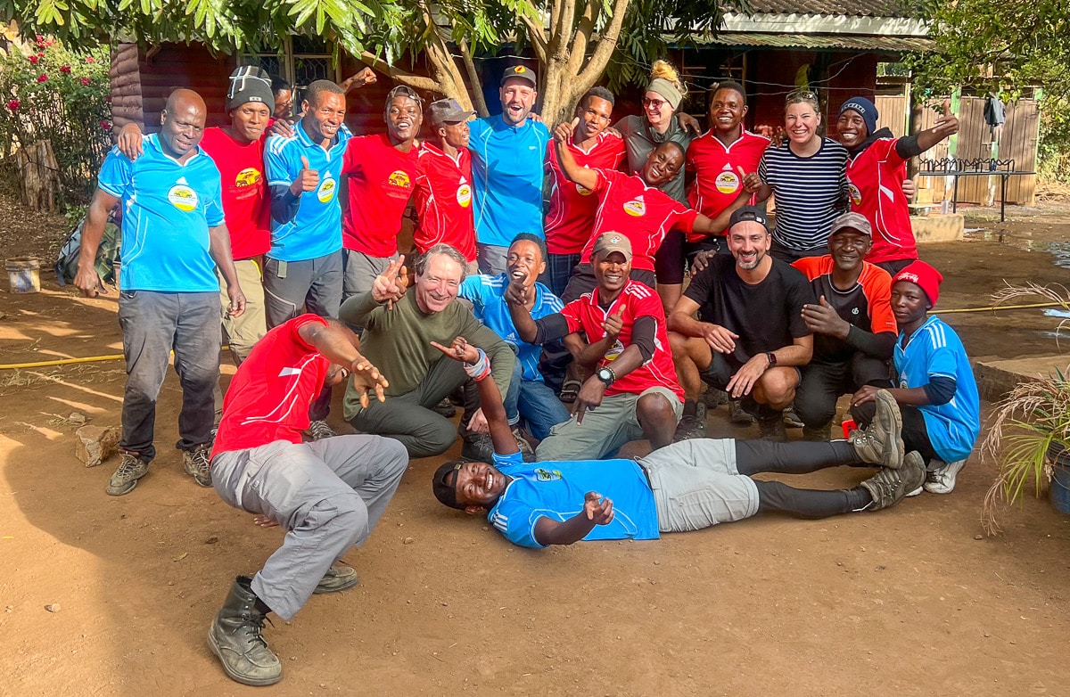 Bestes Team Bei Unserer Kilimanjaro Besteigung. Asante Sana!