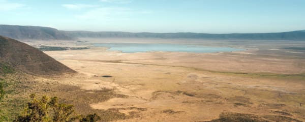 Blick vom Aussichtspunkt in Krater Tansania