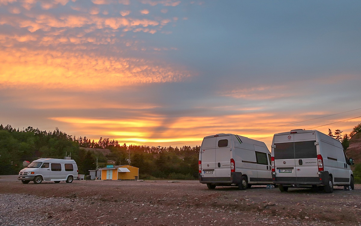 Mit dem eigenen Campervan in New Brunswick: Schlafplatz in der Natur