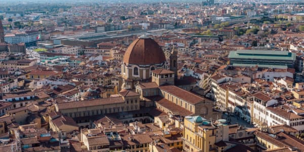 Florenz Blick auf Medici Kapelle von oben