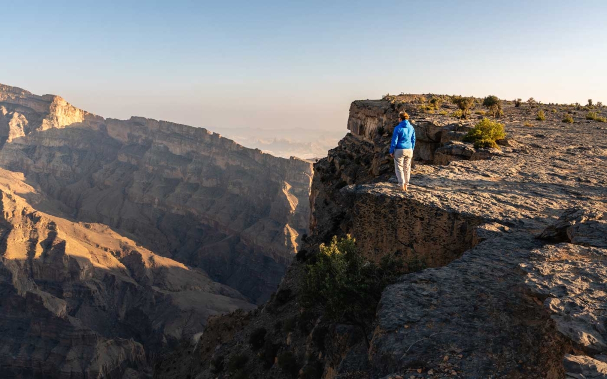 Nichts für Menschen mit Höhenangst: Aussichtspunkt am Jabal Shams, Oman
