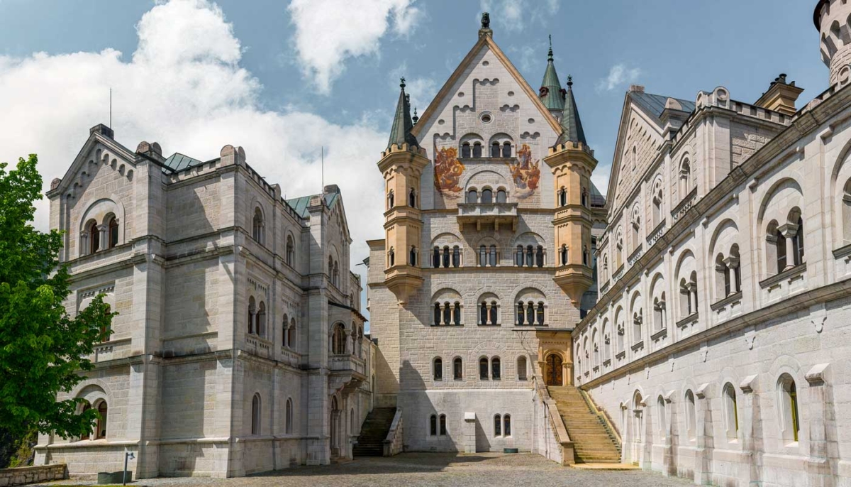 Schloss Neuschwanstein Innenhof