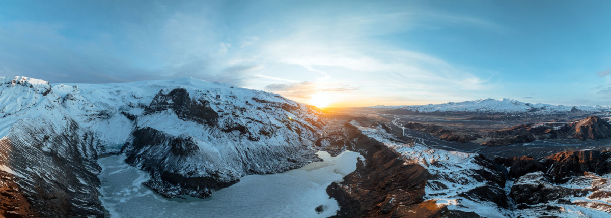 Panorama vom Valahnúkur in Thorsmörk (Island) im Winter