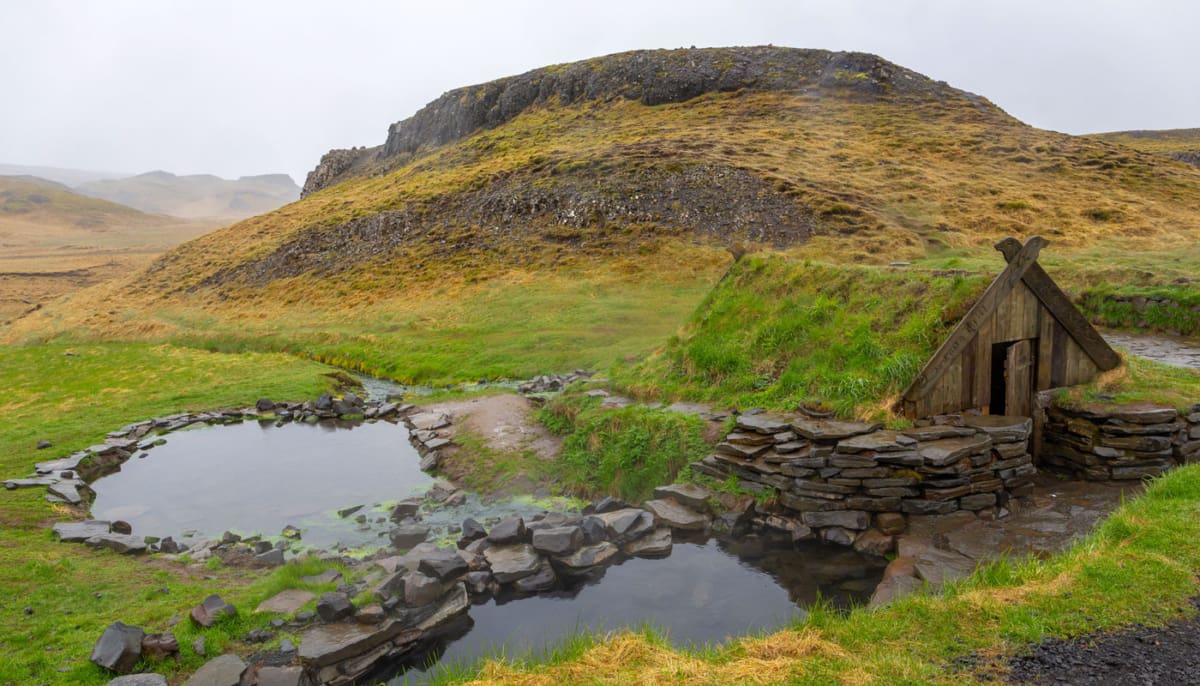 Hrunalaug Hot Spring Golden Circle Island