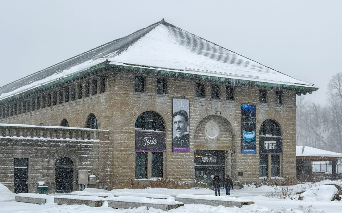 Niagara Parks Power Station + Tunnel