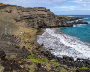 Beste Reisezeit Hawaii: Grüner Strand auf Big Island of Hawaii