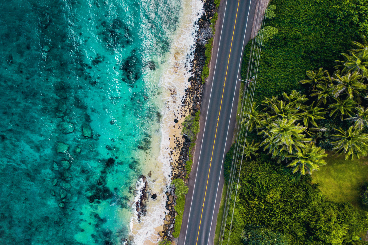 Scenic Drive über den Kamehameha Highway zur North Shore