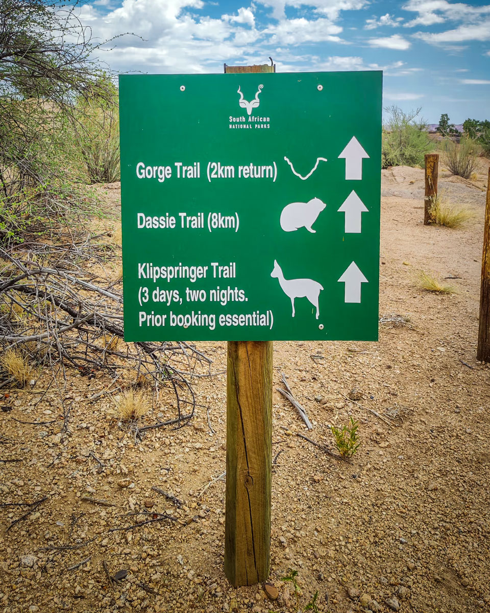 Wandern im Augrabies Falls NAtionalpark Schild mit Angaben